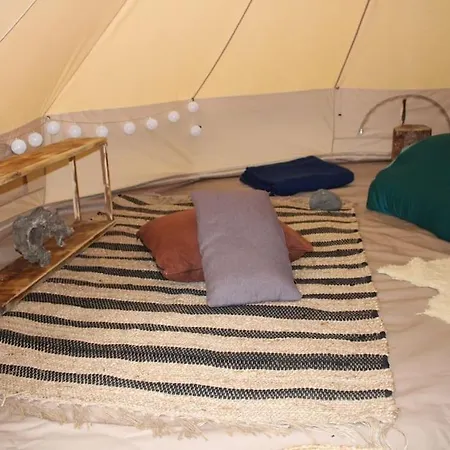 Luxury tent Tente Tipi En Pleine Foret *